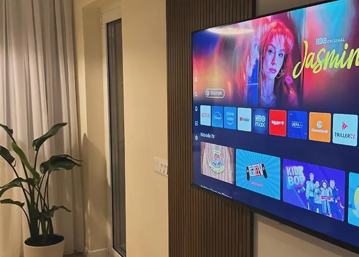 Elena Primestay Тирана